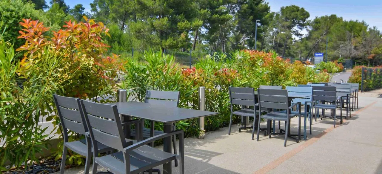 Kyriad Residence Cabries - Plan De Campagne Lejlighedshotel
