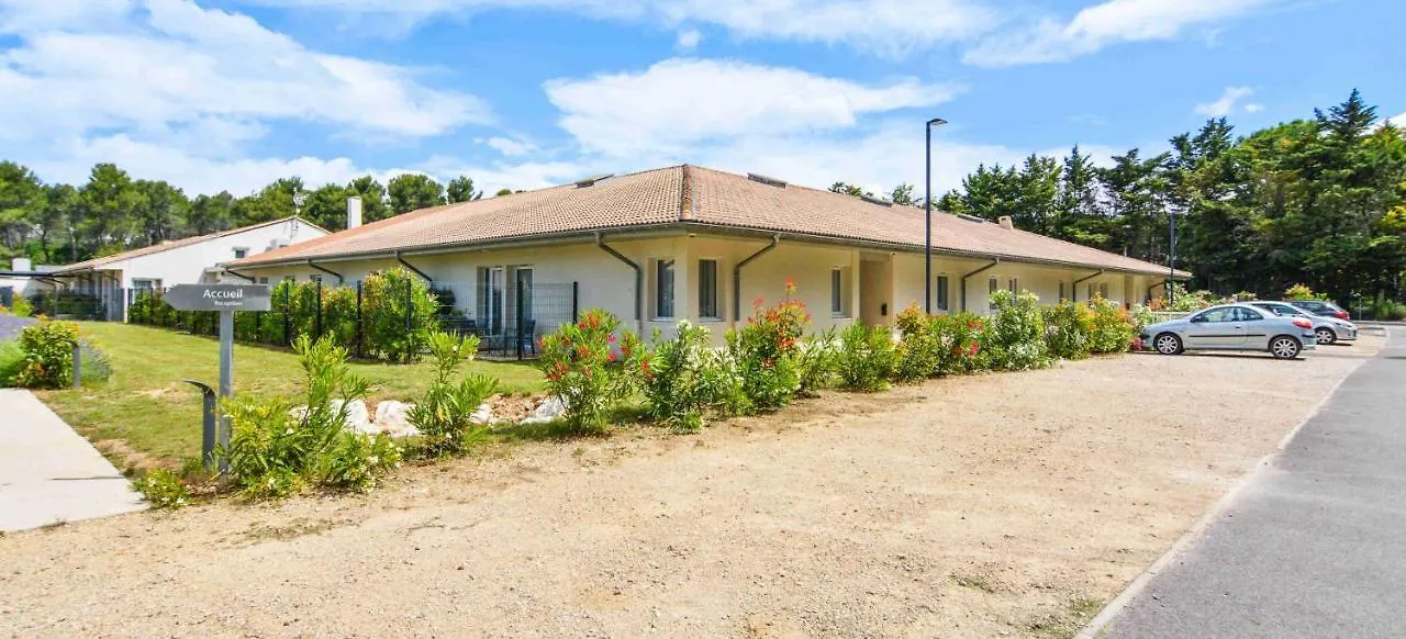 Aparthotel Kyriad Residence Cabries - Plan De Campagne