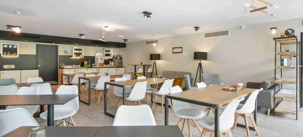 Hotel apartamentowy Kyriad Residence Cabries - Plan De Campagne